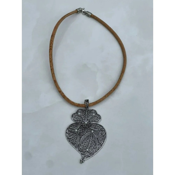 Vintage Womens Minimalist Filigree Vegan Choker Necklace Silver Tone Sz 8" - Picture 1 of 4